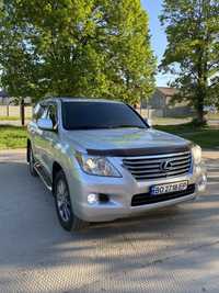 Lexus lx570 у відміному стані