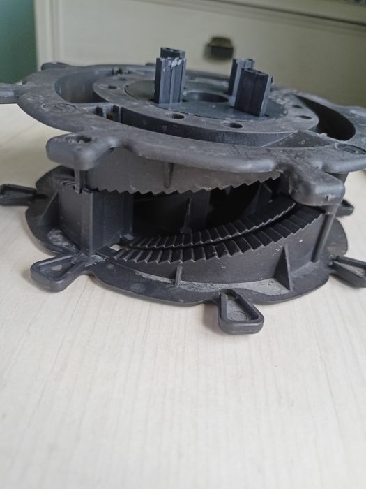 Wspornik regulowany tarasowy