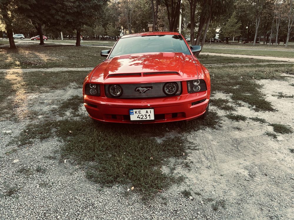 Ford Mustang 2005 • 4.0 V6