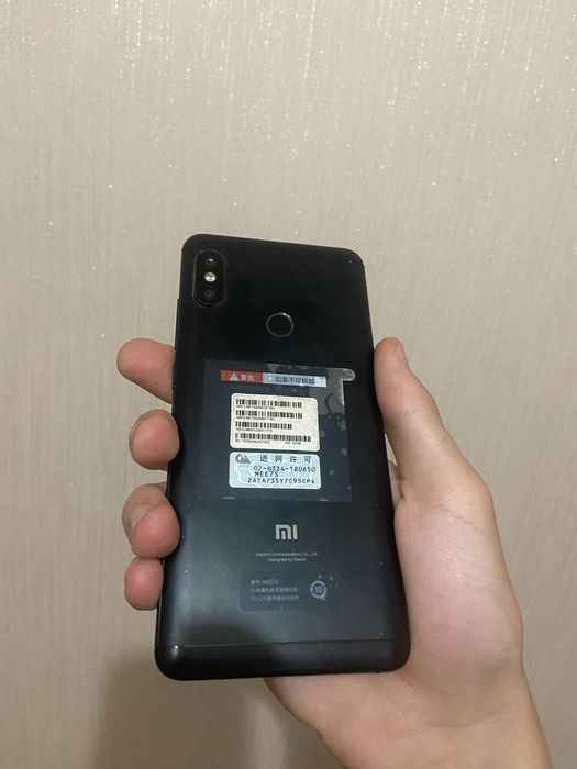 Продам xiaomi redmi note 5 3/32 в відмінному стані + чохол