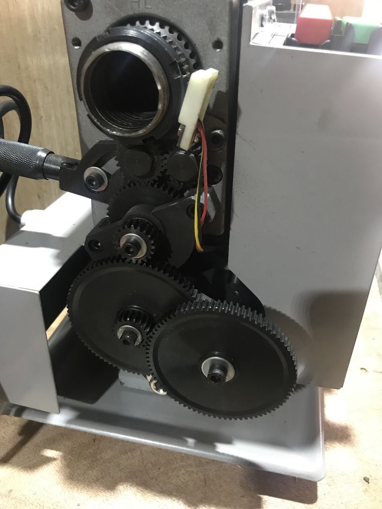 Токарний верстат ARDOTECH CJ0618A,  WM210 тв