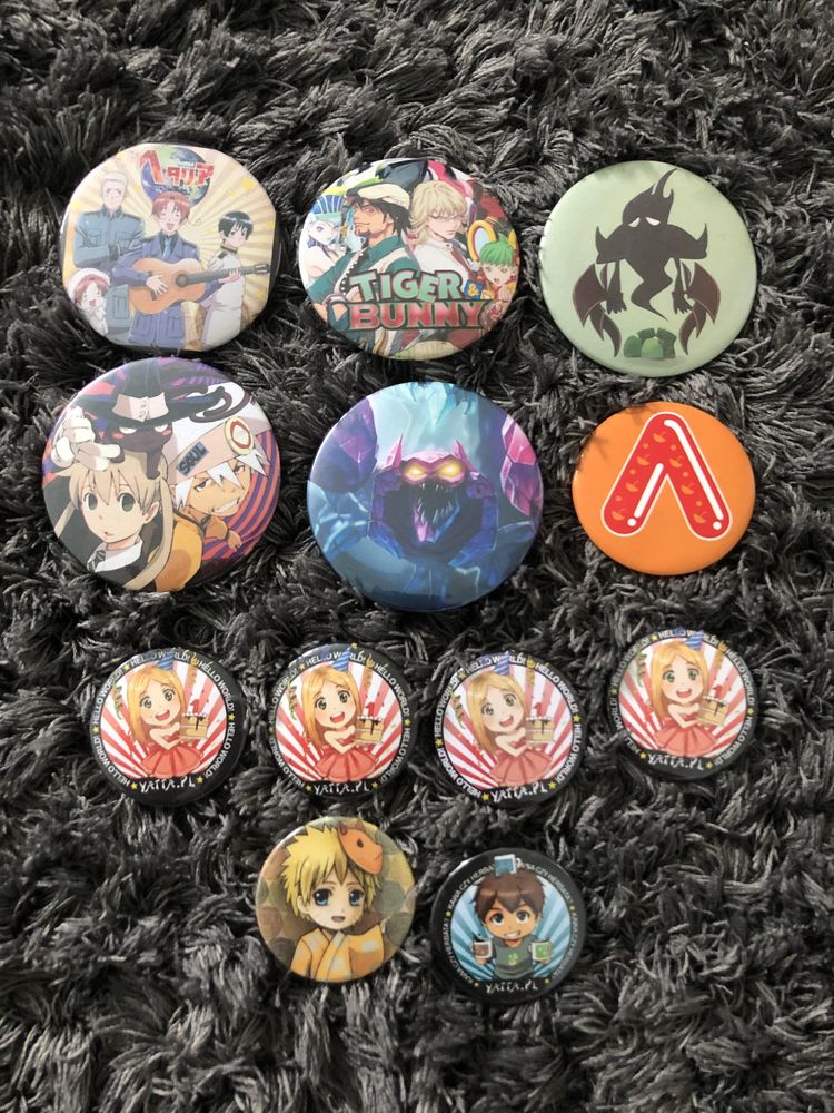zestaw przypinki piny manga anime komiksy gry