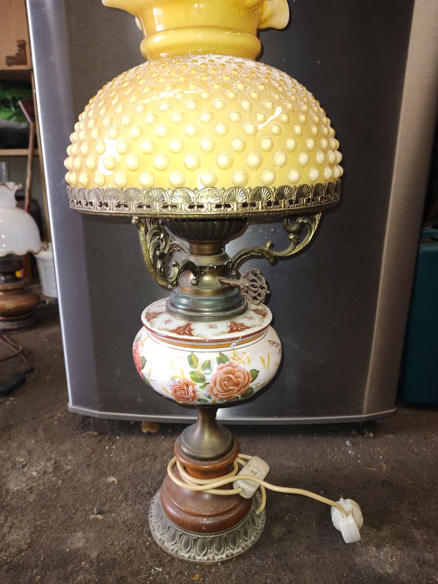 Lampy stojące ozdobne