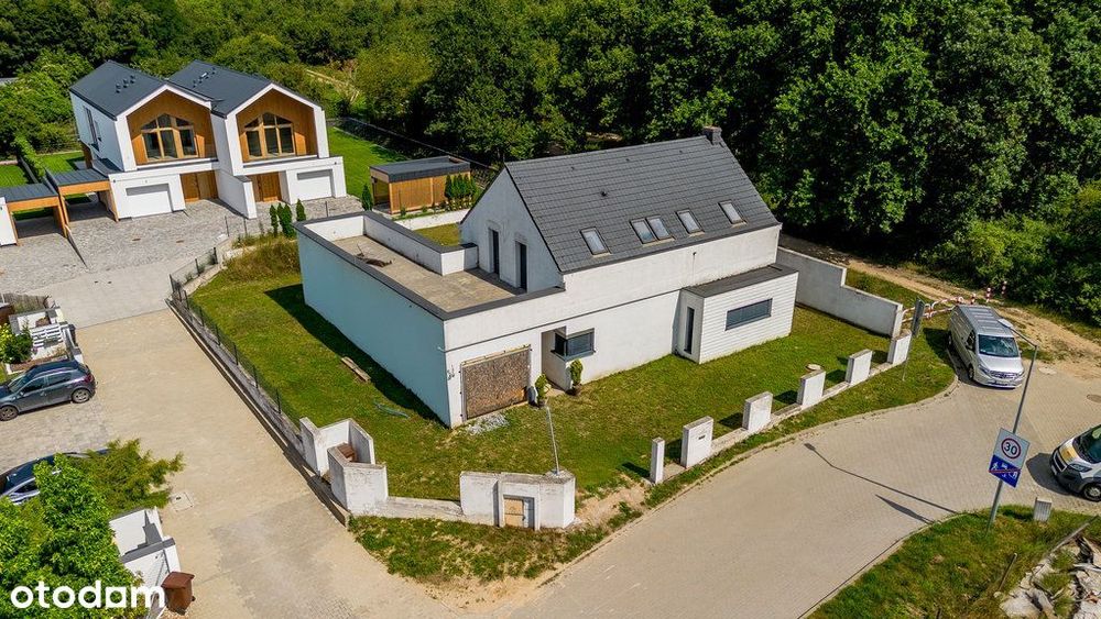 Nowoczesna willa w Złotniki –170 m² do wykończenia