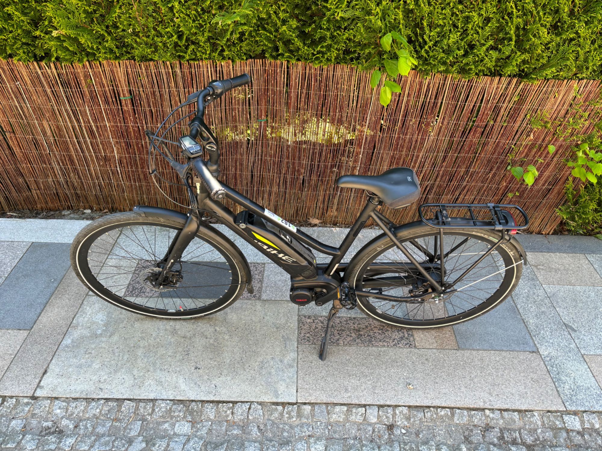 Batavus Harlem, Yamaha, e-bike, rower elektryczny, rower trekkingowy