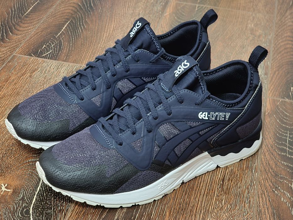 Оригінал 100% ASICS Gel-Lyte V   EURO 44
