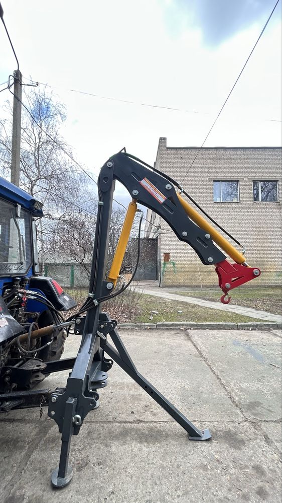 Кран маніпулятор з видвижною стрілою