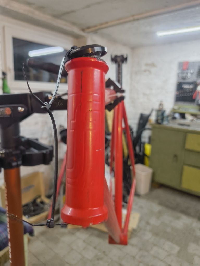 Rama focal 44 ostre koło/tor r.55 frameset 3 widelce stal/carbon