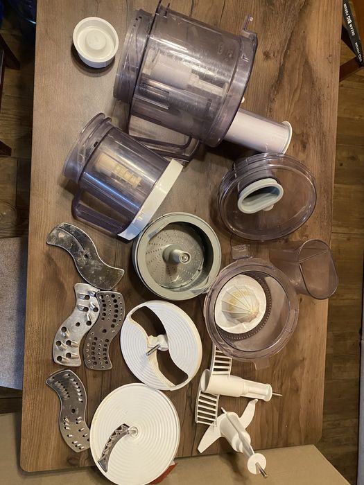 Кухонний комбайн Braun CombiMax 700