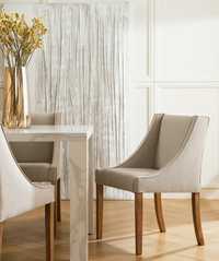 Krzesło tapicerowane z drewnianymi nogami Westwing Collection