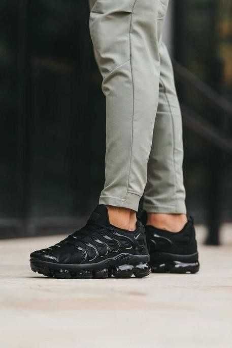 Мужские кроссовки Nike Air VaporMax Plus Black 40-45 найк аир ТОП!