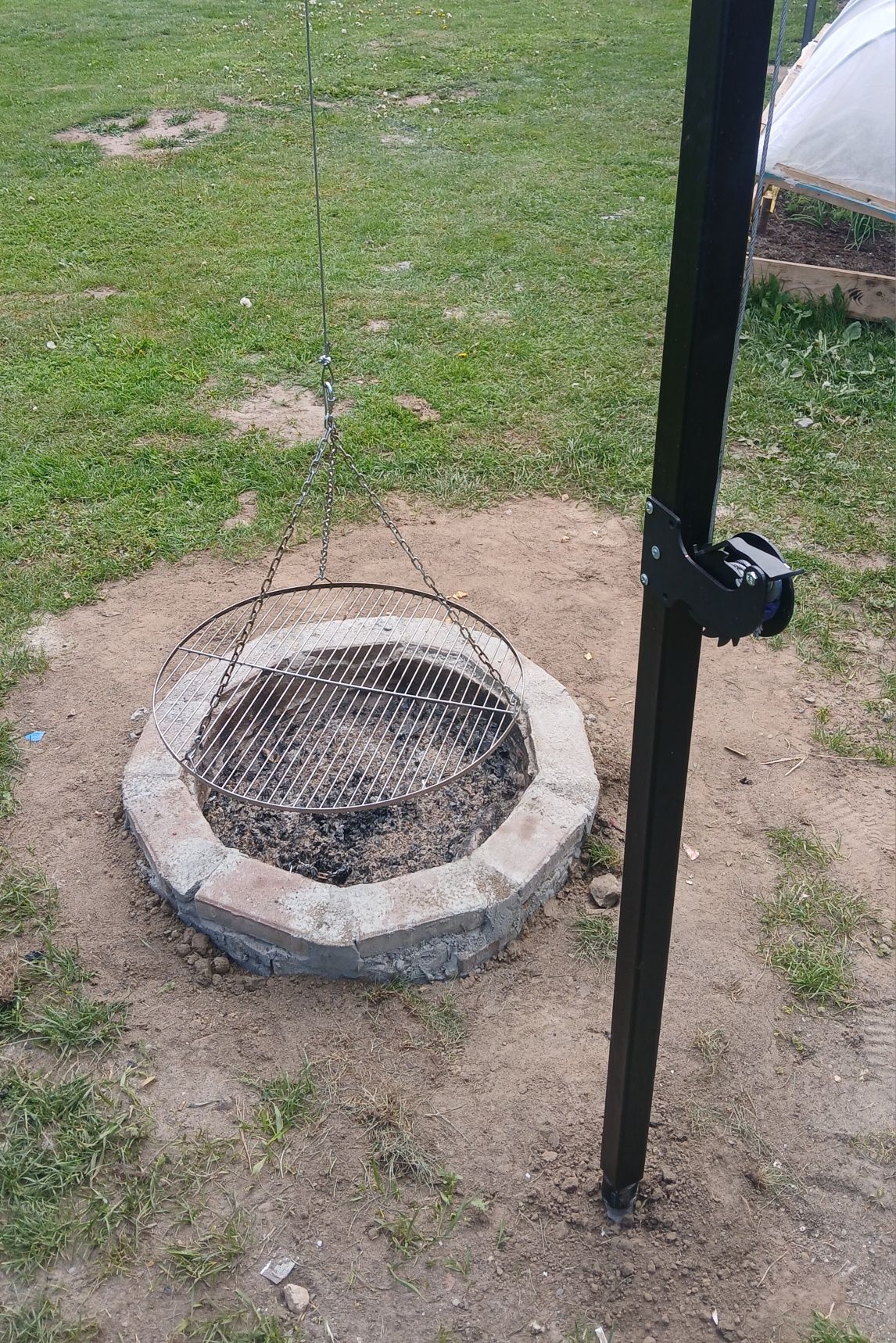 Grill typu zuraw obracany