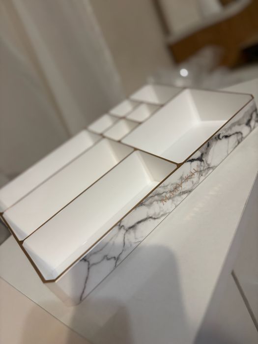 Organaizer na kosmetyki