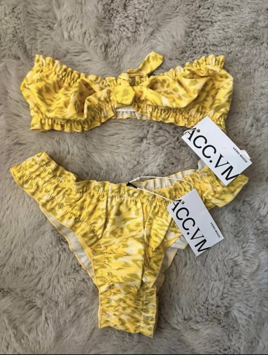 Купальник бандо VERA MODA (розмір М)