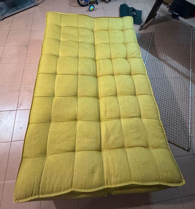 Sofá Amarelo Conforama