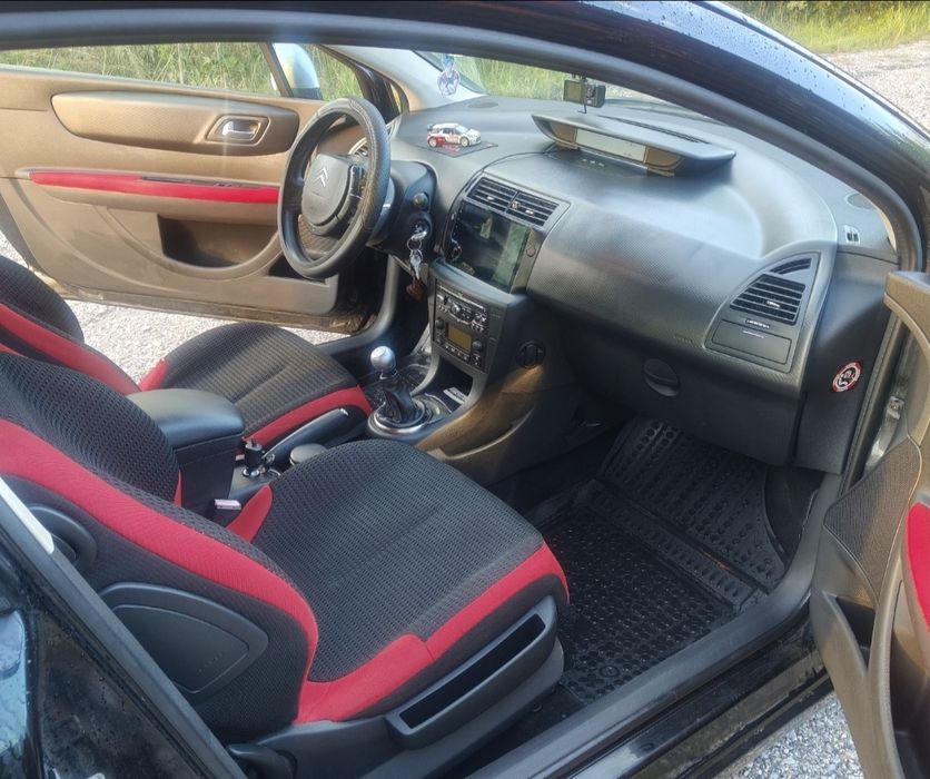 Citroen C4 by loeb