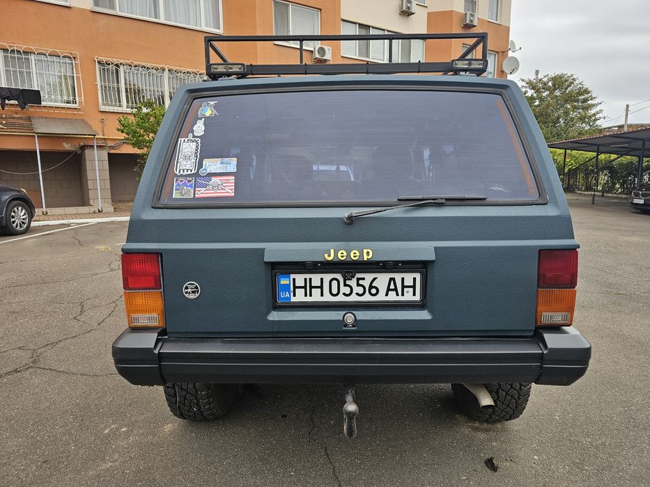 Продам Jeep Cherokee XJ