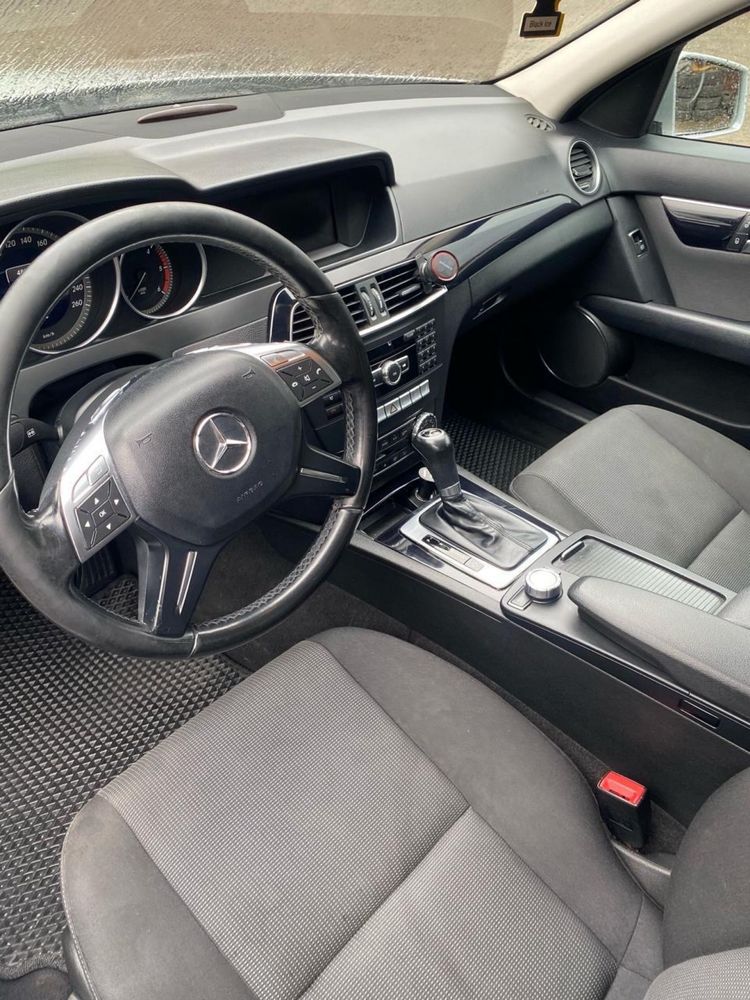 Mercedes C 220 w204