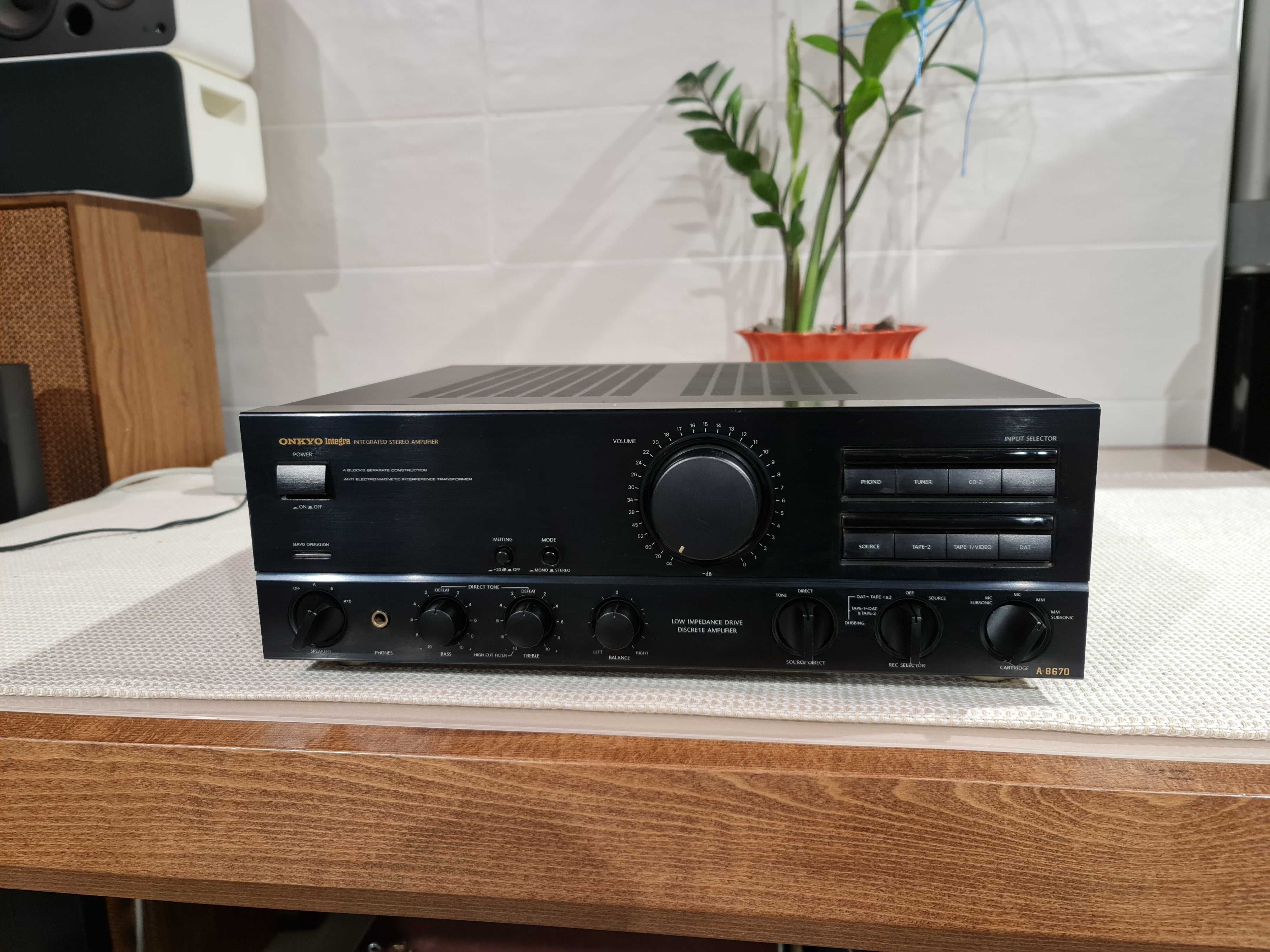 Підсилювач Onkyo A-8670 / Onkyo Integra A-8670