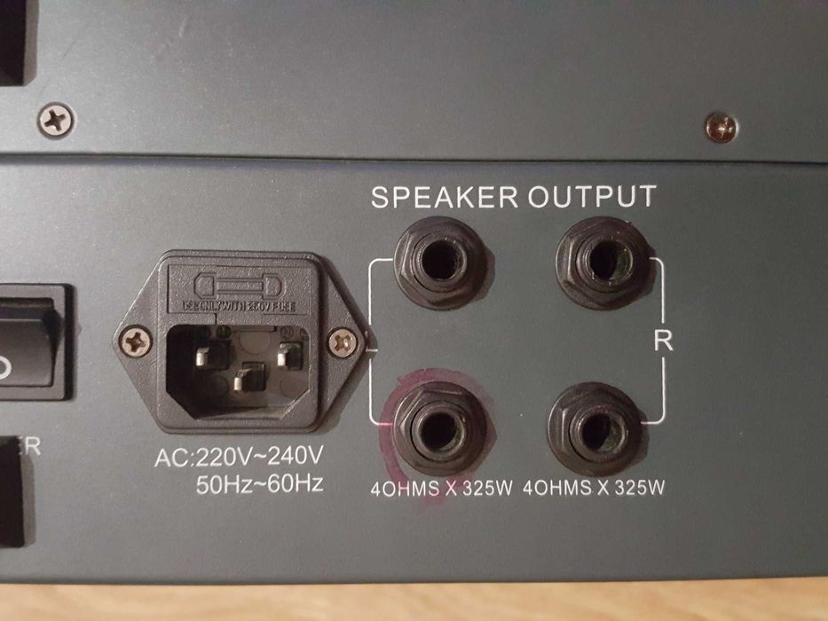 Активний мікшерний пульт KASE PMX-J8D