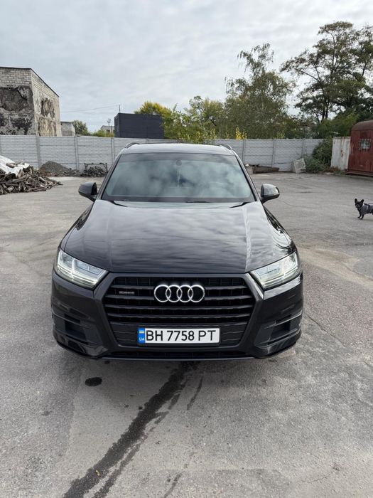 AUDI Q7 2017 року Typ 4M 3.0 TDI Tiptronic (272 к.с.) Quattro, Base