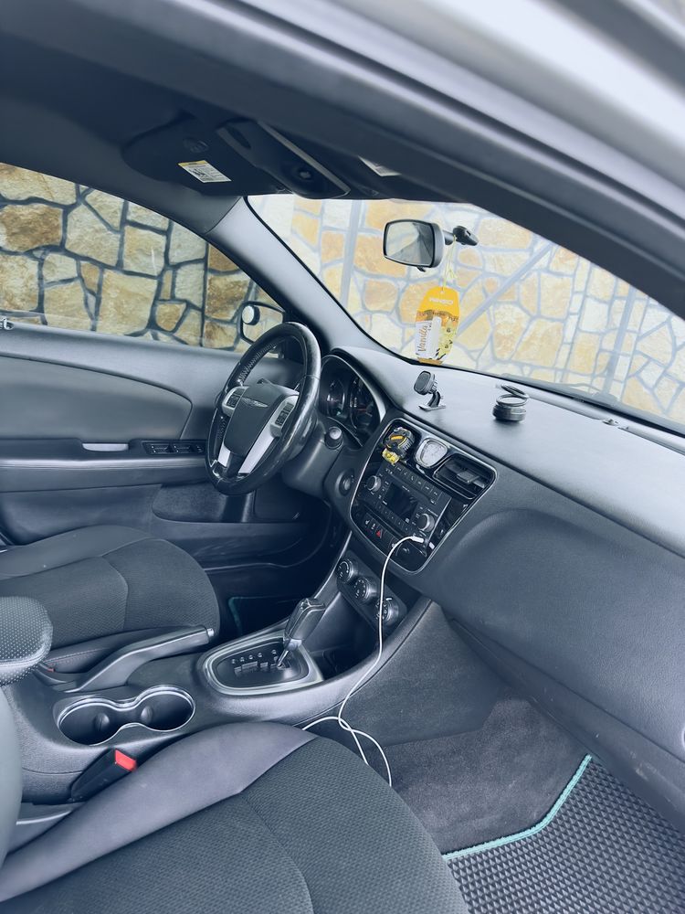 Chrysler 200 2.4 бензин | Автомат | 2012