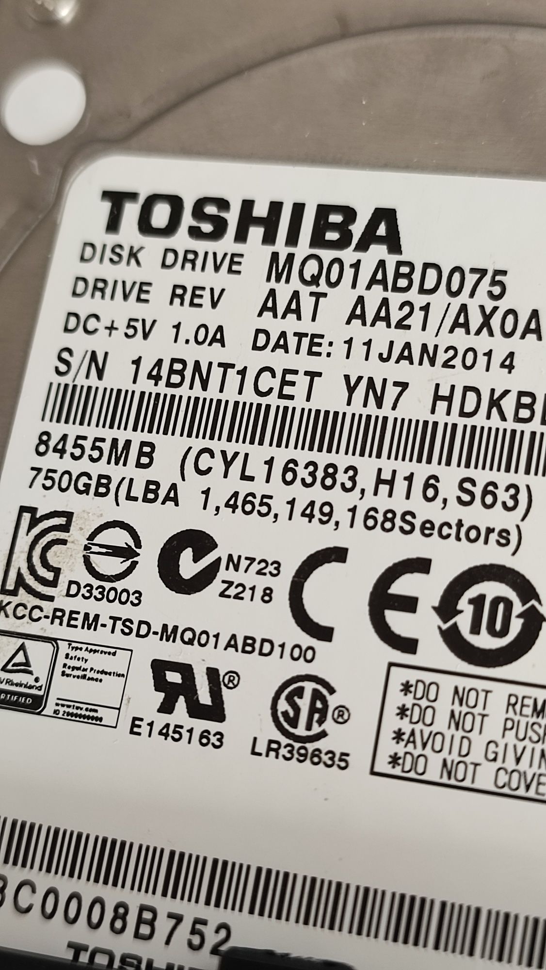 Disco HDD Toshiba 750 Gb,com caixa