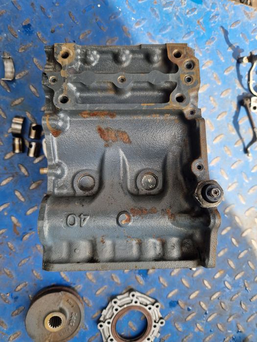 Części silnik Kubota Z402 Aixam blok silnika wał korbowy