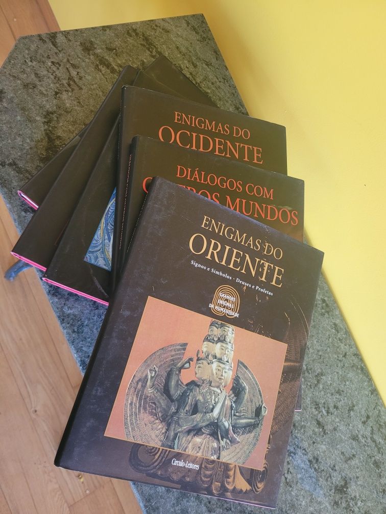 Coleção de livros sobre Enigmas de diversos pontos do Mundo