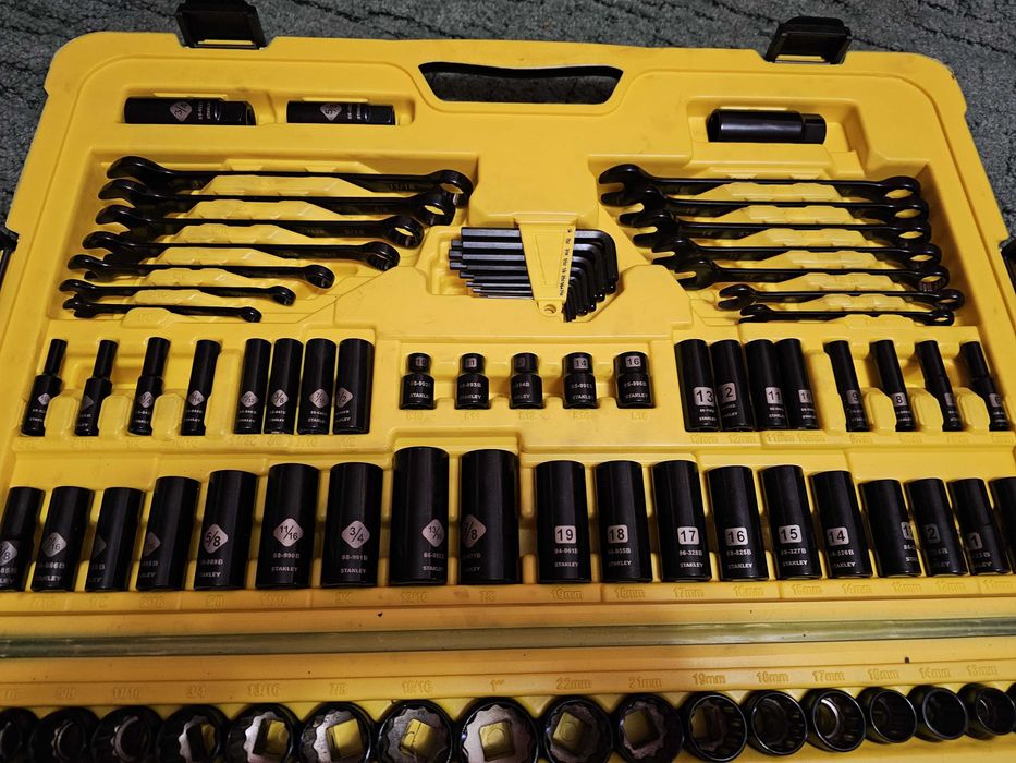 Stanley набор ключів 274шт / Оригінал з США / Ручний інструмент