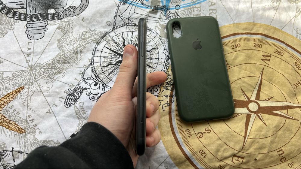 Iphone XR на 64 гиг в хорошем состоянии