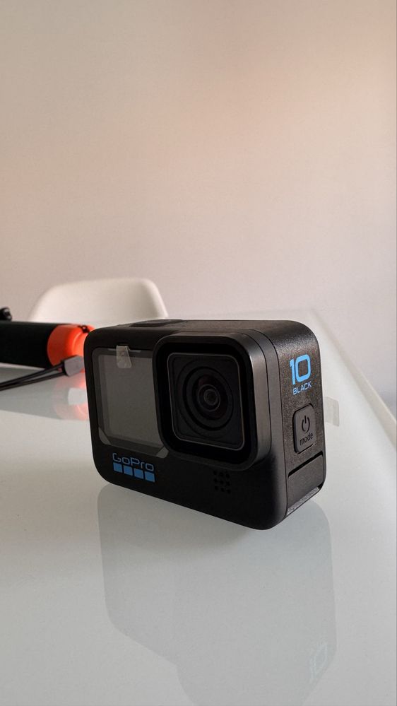 Gopro 10 + handler + caixa estanque + cartao memoria