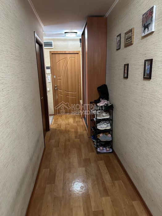 Продам 3к кв з гаражем вул.Ак.Павлова,319  522 мр Піски м.Салтівська