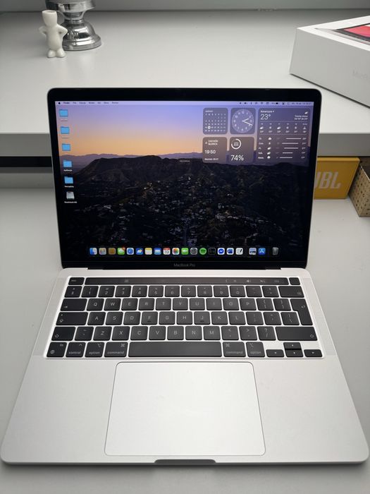 MacBook Pro M1 8/256