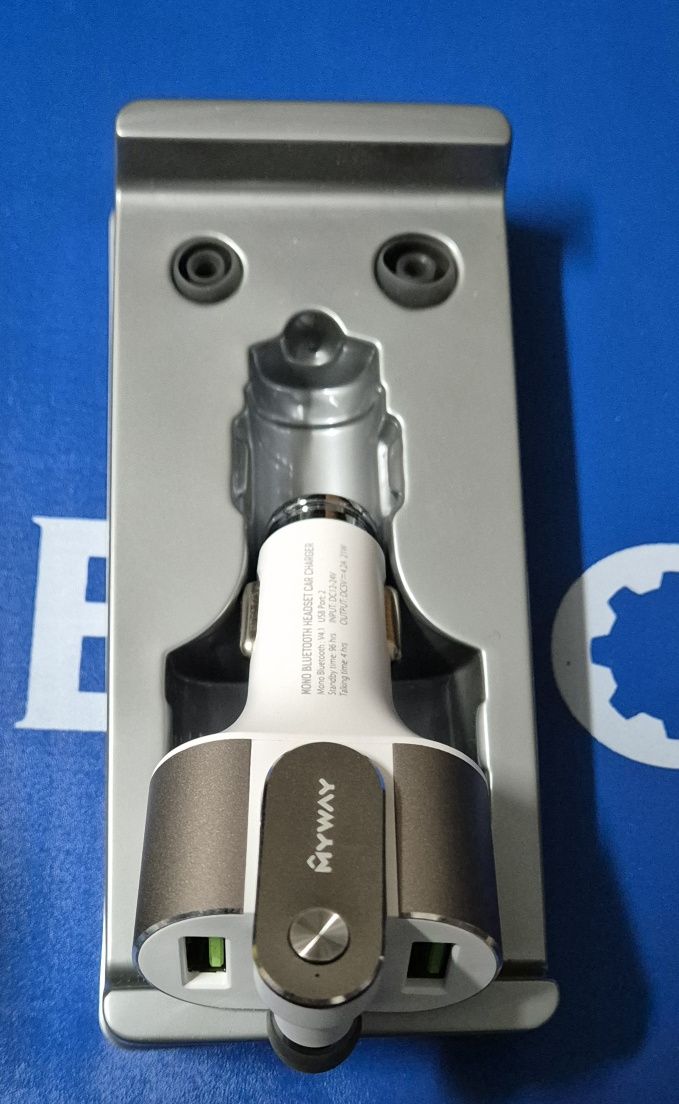 Ładowarka 12V 24V 4.2A + słuchawka Bluetooth