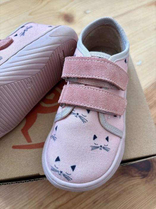 Kapcie Emel 25 kotki