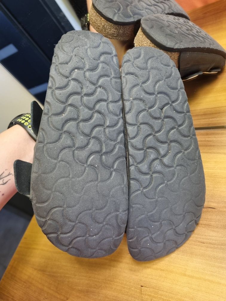 Birkenstock klapki 35