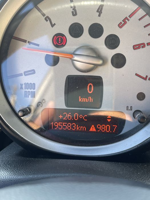 Mini Cooper D 1.6 110cv - Impecavel