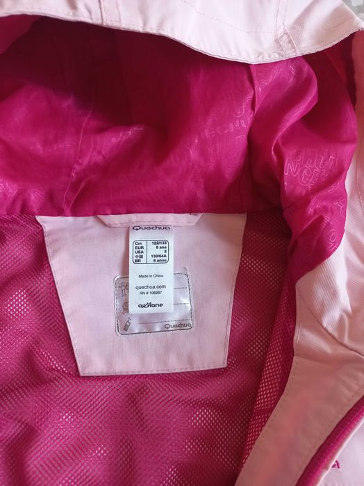 Kurtka, wiatrówka dziewczęca Quechua,  8 lat