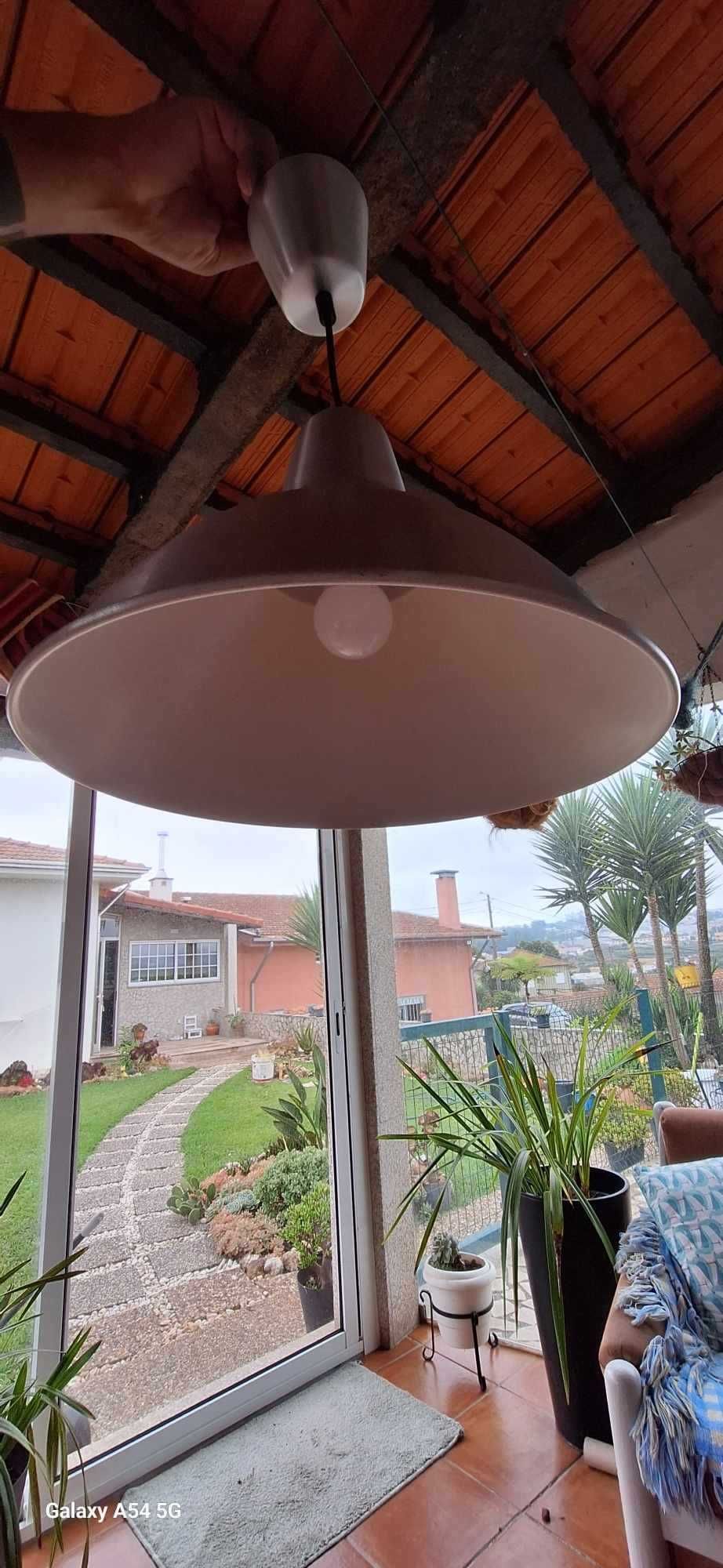 Candeeiro suspenso IKEA inox
