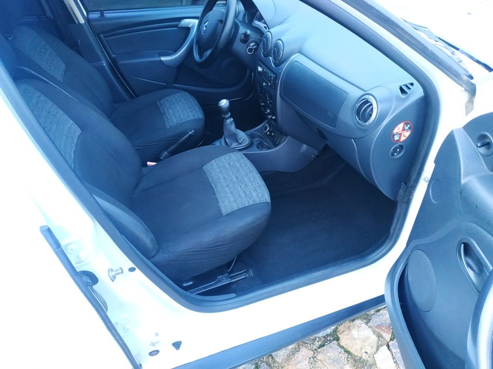 Dacia Renault Duster AC 4WD
