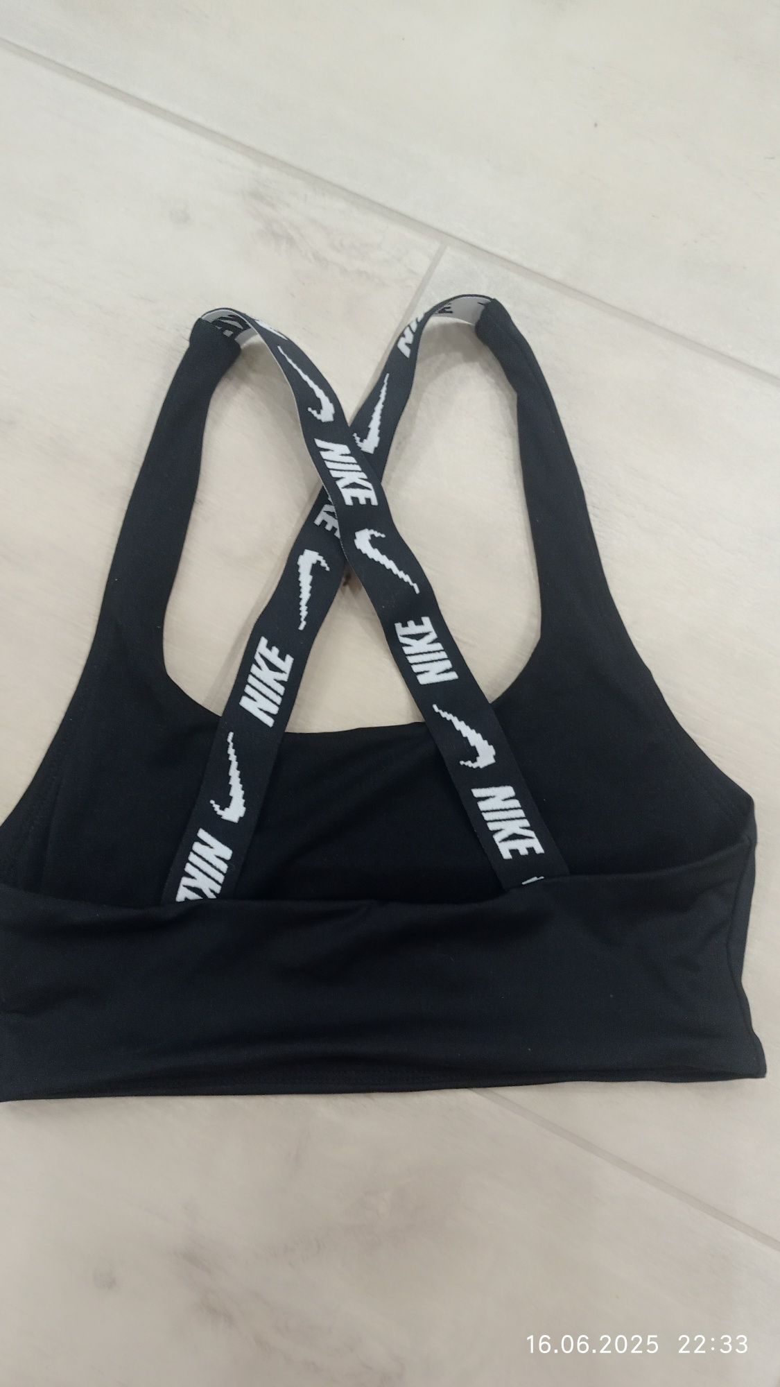 Верх ,низ купальника Nike