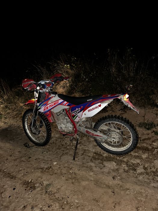 Мотоцикл enduro, bse s2