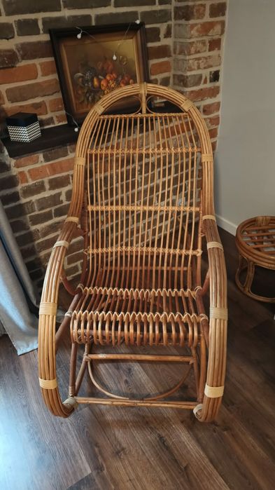 Fotel wiklinowy bujany