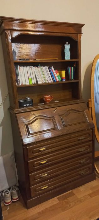 Escravaninha de madeira