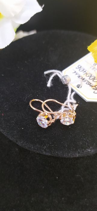 Продам золоті сережки