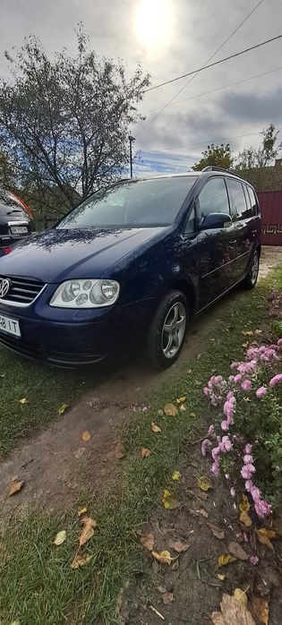 Фольцваген тоуран