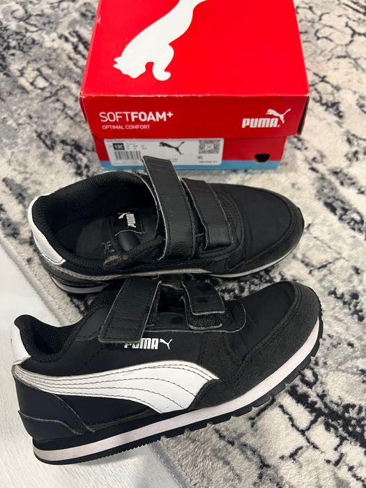 Легенькі кросівки Puma