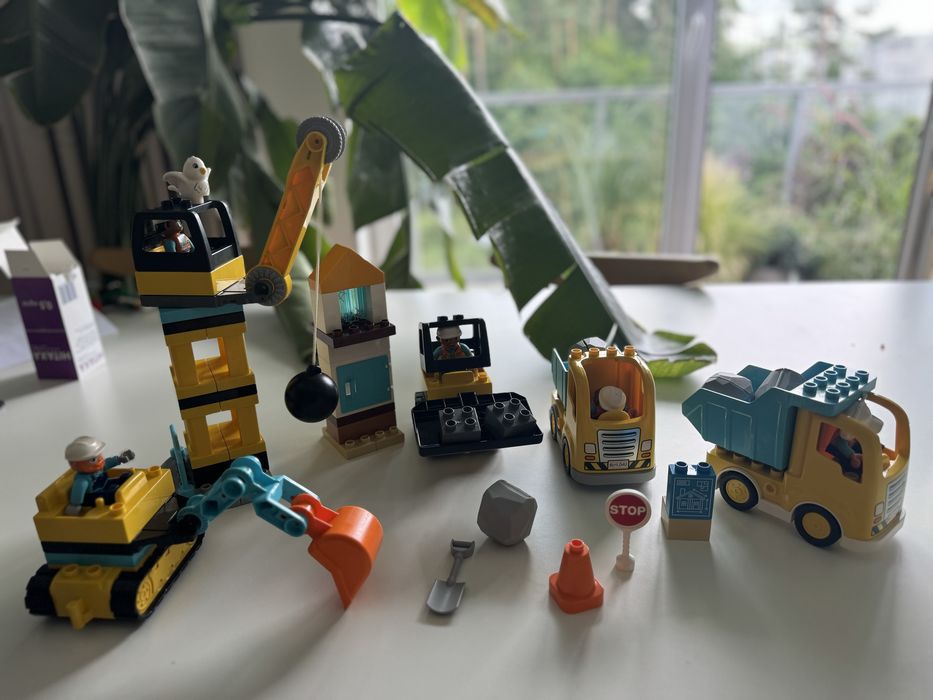 Klocki lego duplo plac budowy + dodatkowe auta