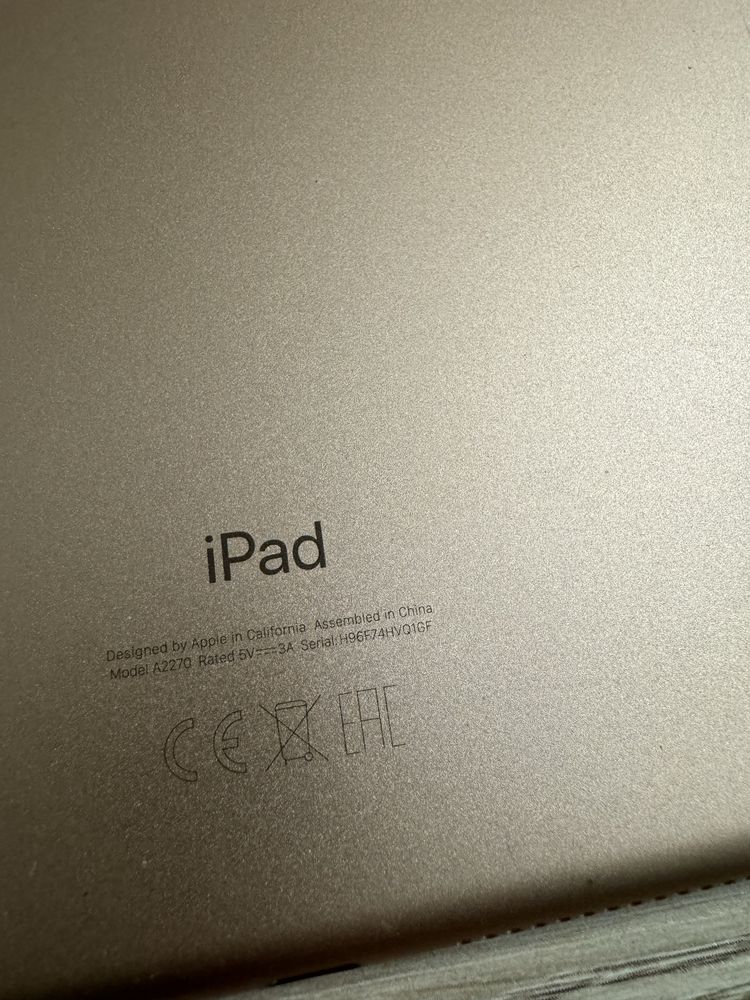Apple ipad A2270, 8gen,8th,ідеал на запчастини,icloiud lock!